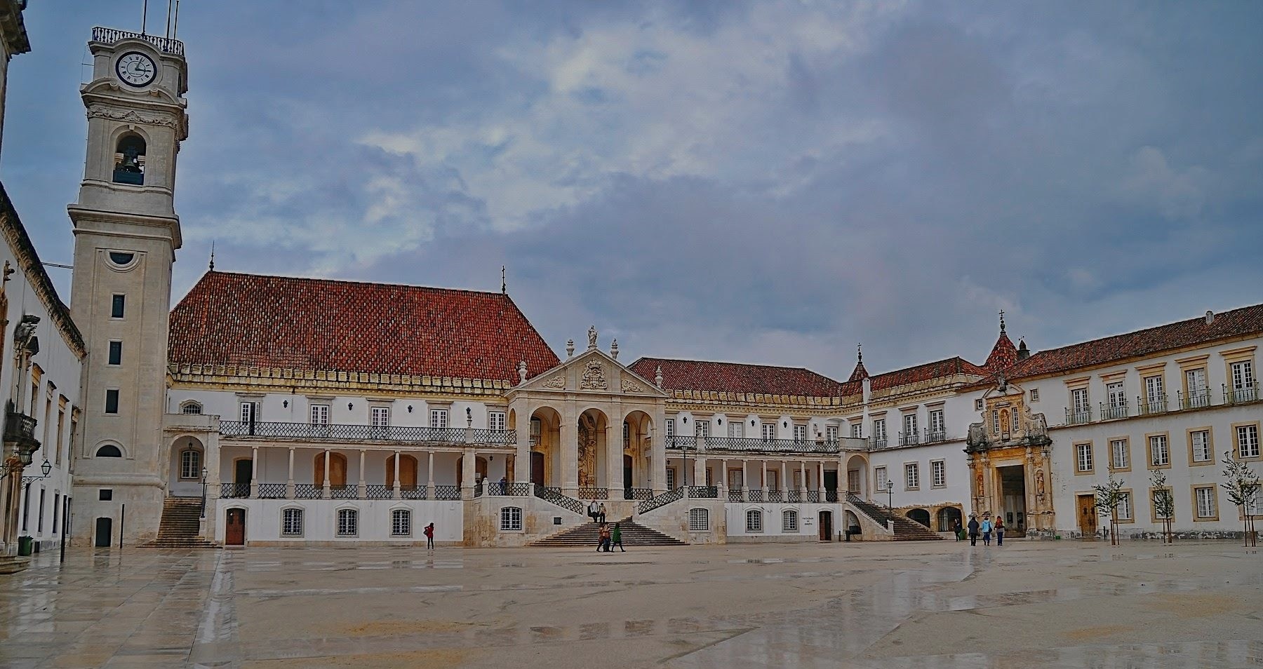 Paseo Coimbra e Tomar saliendo de Lisboa
