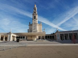 Fatima and Obidos day Tour